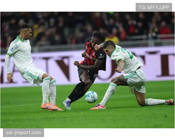 意甲争四大战，AC米兰1-0小胜罗马，双方全场创造机会寥寥