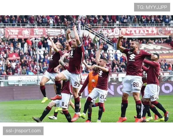 伤病通报:AC米兰前锋莱奥因肌肉疲劳将缺席本赛季剩余比赛 伤病通报:AC米兰前锋莱奥因肌肉疲劳将缺席本赛季剩余比赛